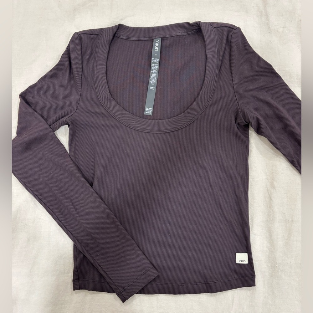 Vuori Long Sleeve Pose Scoop Tee